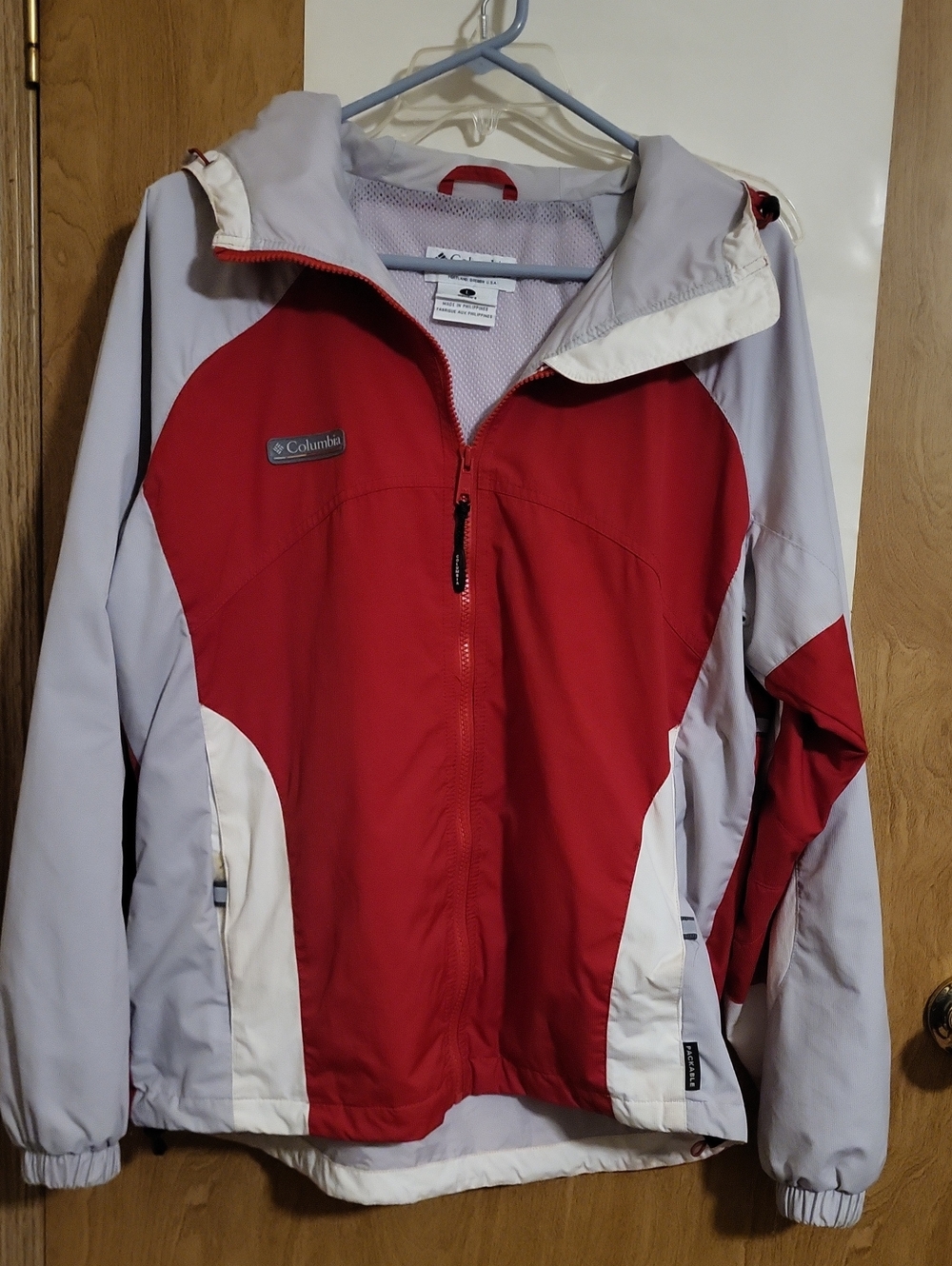 Columbia Women's Red and Light Gray Packable Jacket with White, Womens Large